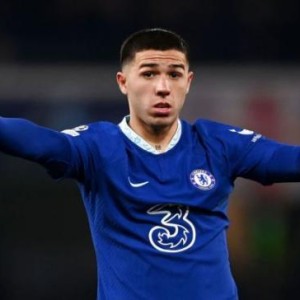 斯内德：恩佐转会费一亿多，好歹也跑一跑吧